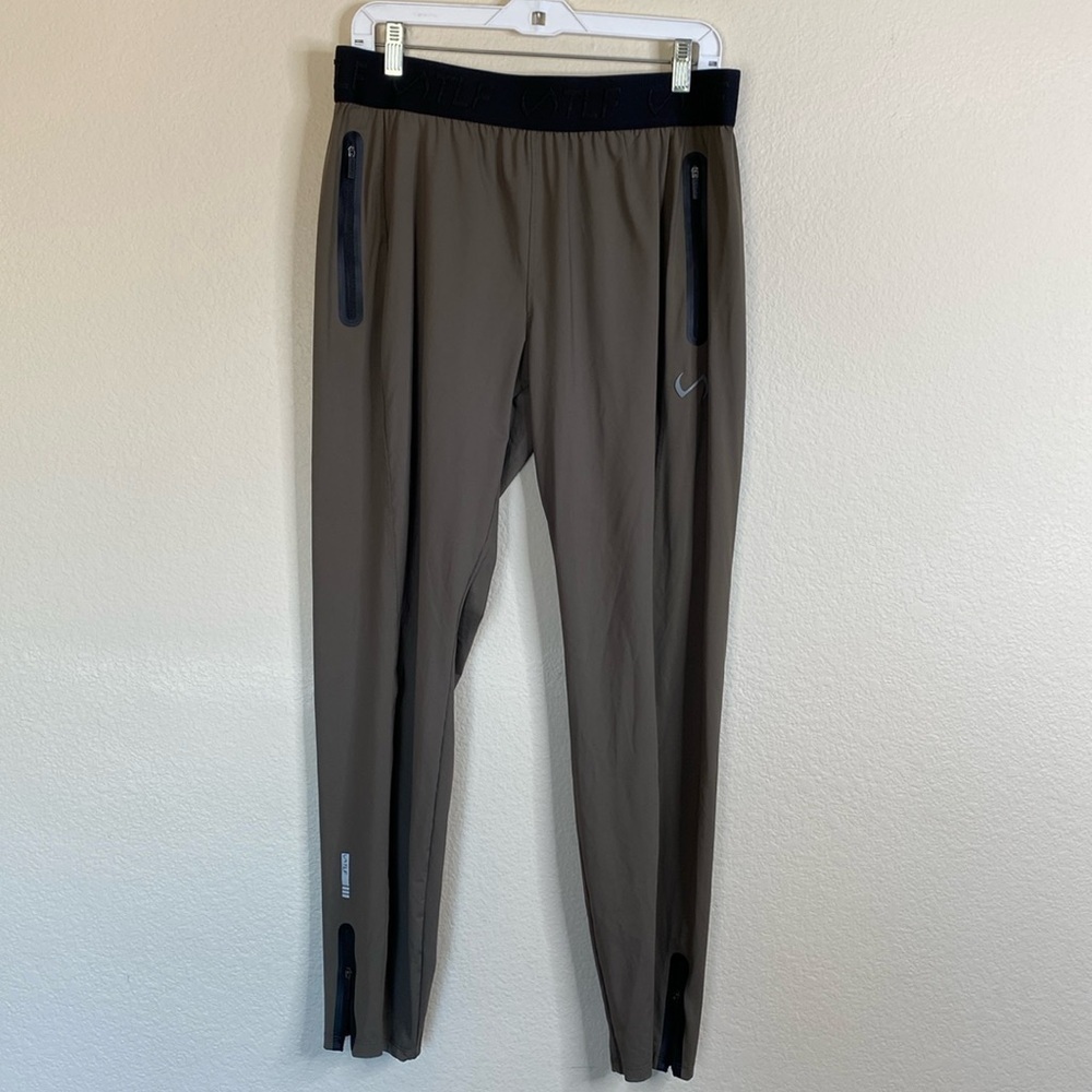 TLF Surge pants men’s XL extra large green black joggers EUC